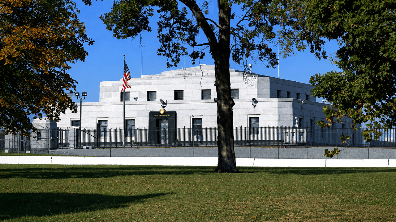 Fort Knox Standoff: Treasury Secretary Bessent Says All the Gold Is There, Skeptics Demand an Audit